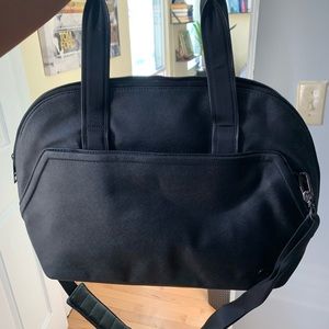Black Lululemon bag